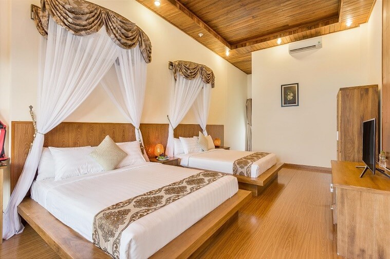 Double Queen Deluxe Bungalow Beach Front